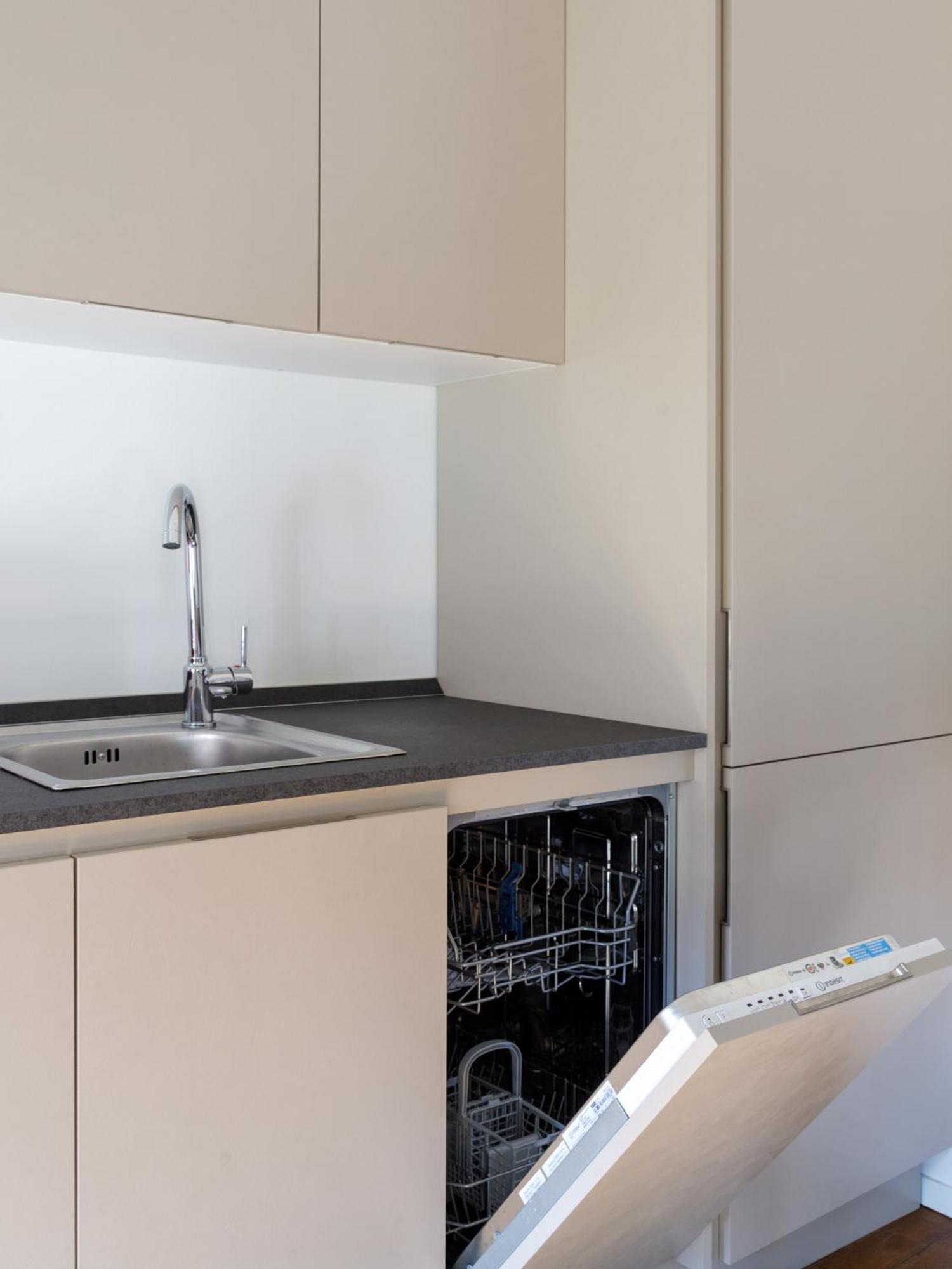 Central Trieste - Elegant City Stay Exteriör bild